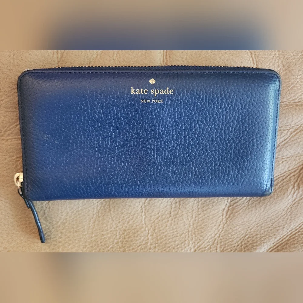 Kate Spade Continental Pebbled Leather Zip Wallet